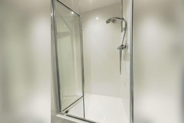 1 bed flat, St Georges Quay, City Centre, Lancaster, LA15JT - Image 4